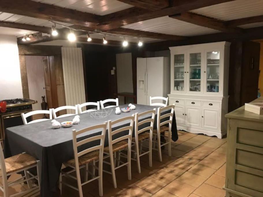 Ferme De Chenezeau - 15 Personnes , 7 Chambres 제라르메르 외부 사진
